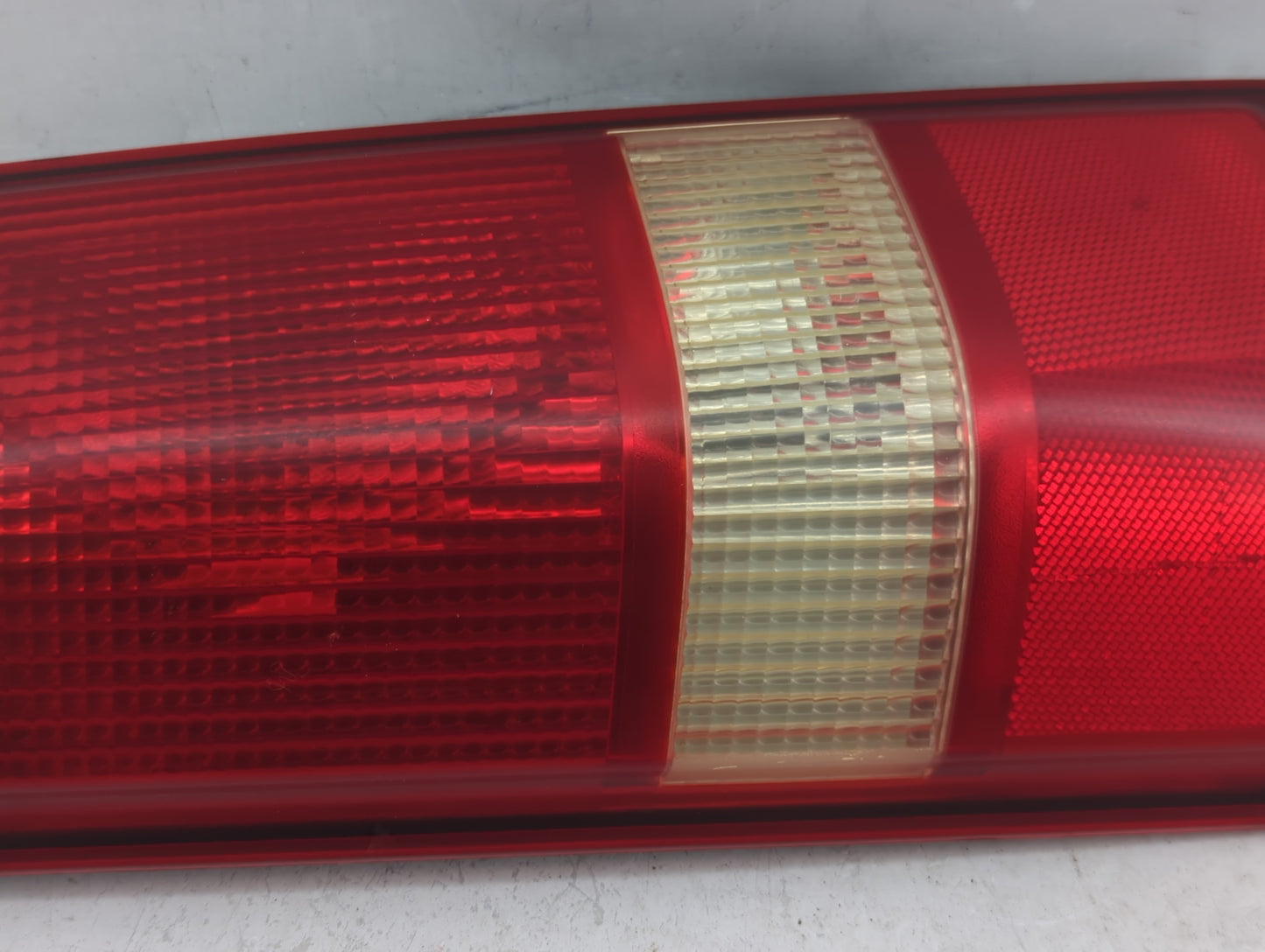 2003-2021 Chevrolet Express 2500 Tail Light Assembly Driver Left OEM P/N:25823028 Fits OEM Used Auto Parts - Oemusedautopart