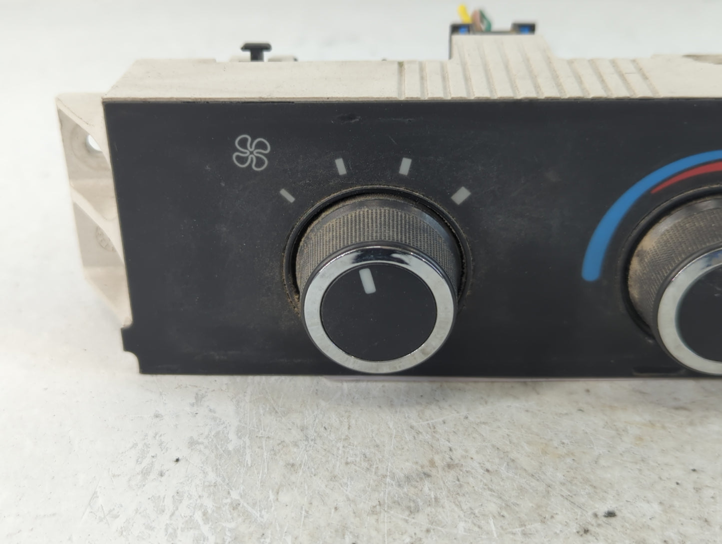 2008-2021 Chevrolet Express 2500 Climate Control Module Temperature AC/Heater Replacement P/N:157736788295 Fits OEM Used Aut