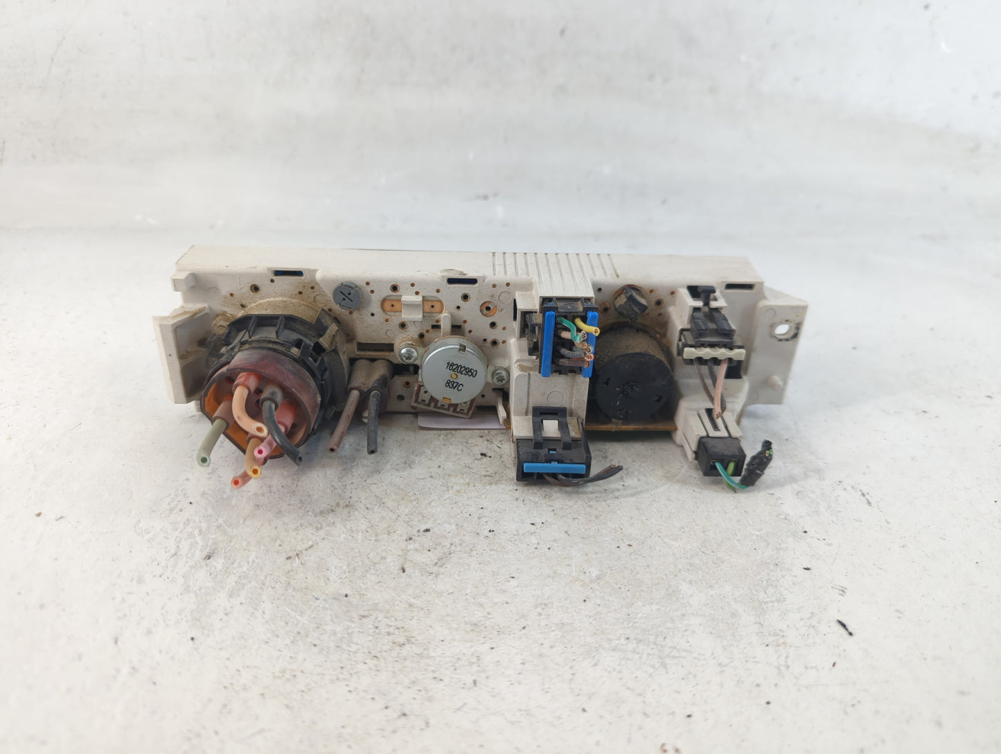 2008-2021 Chevrolet Express 2500 Climate Control Module Temperature AC/Heater Replacement P/N:157736788295 Fits OEM Used Aut