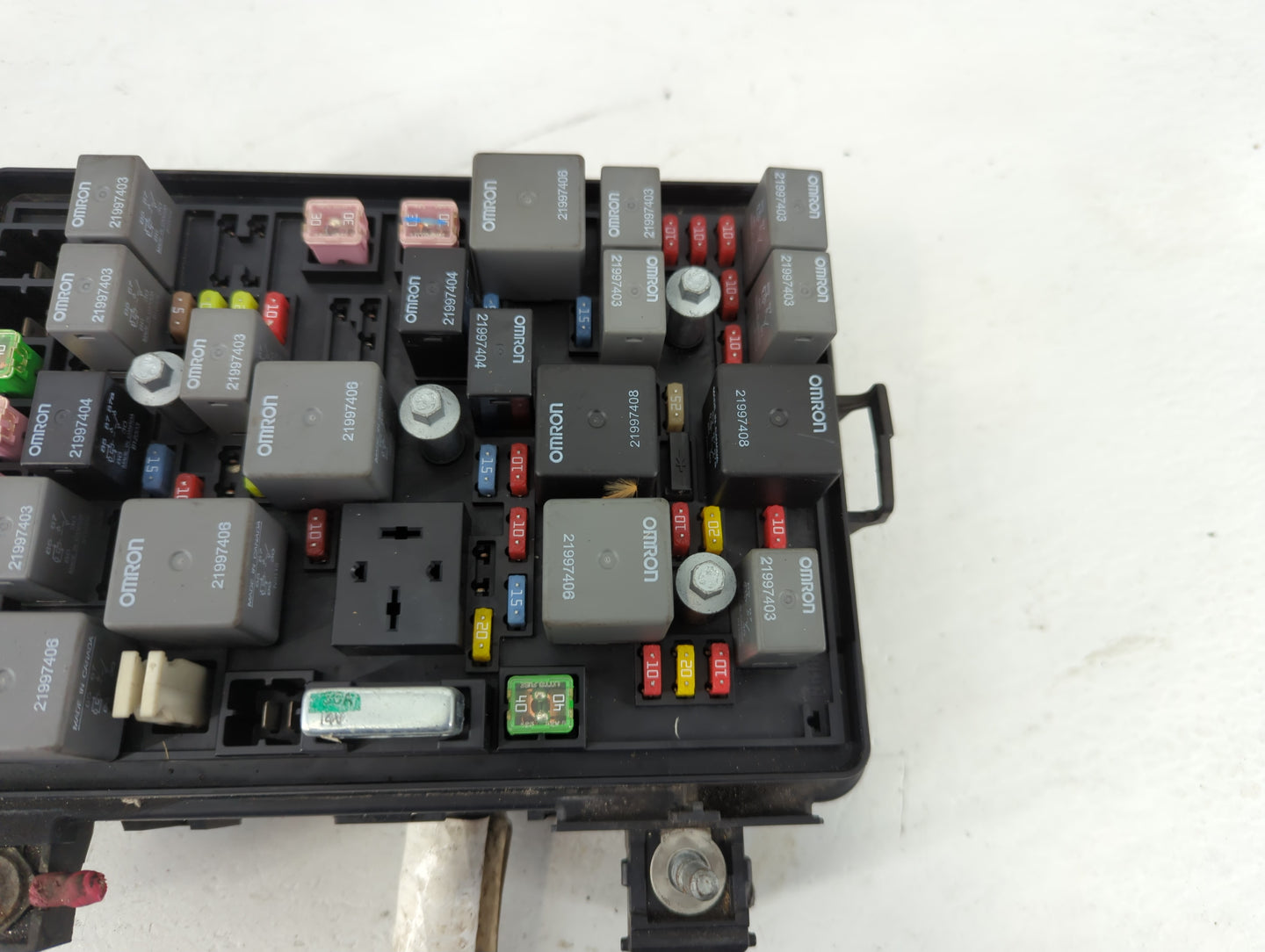 2009-2011 Chevrolet Hhr Fusebox Fuse Box Panel Relay Module P/N:R62682-015 Fits Fits 2009 2010 2011 OEM Used Auto Parts - Oe