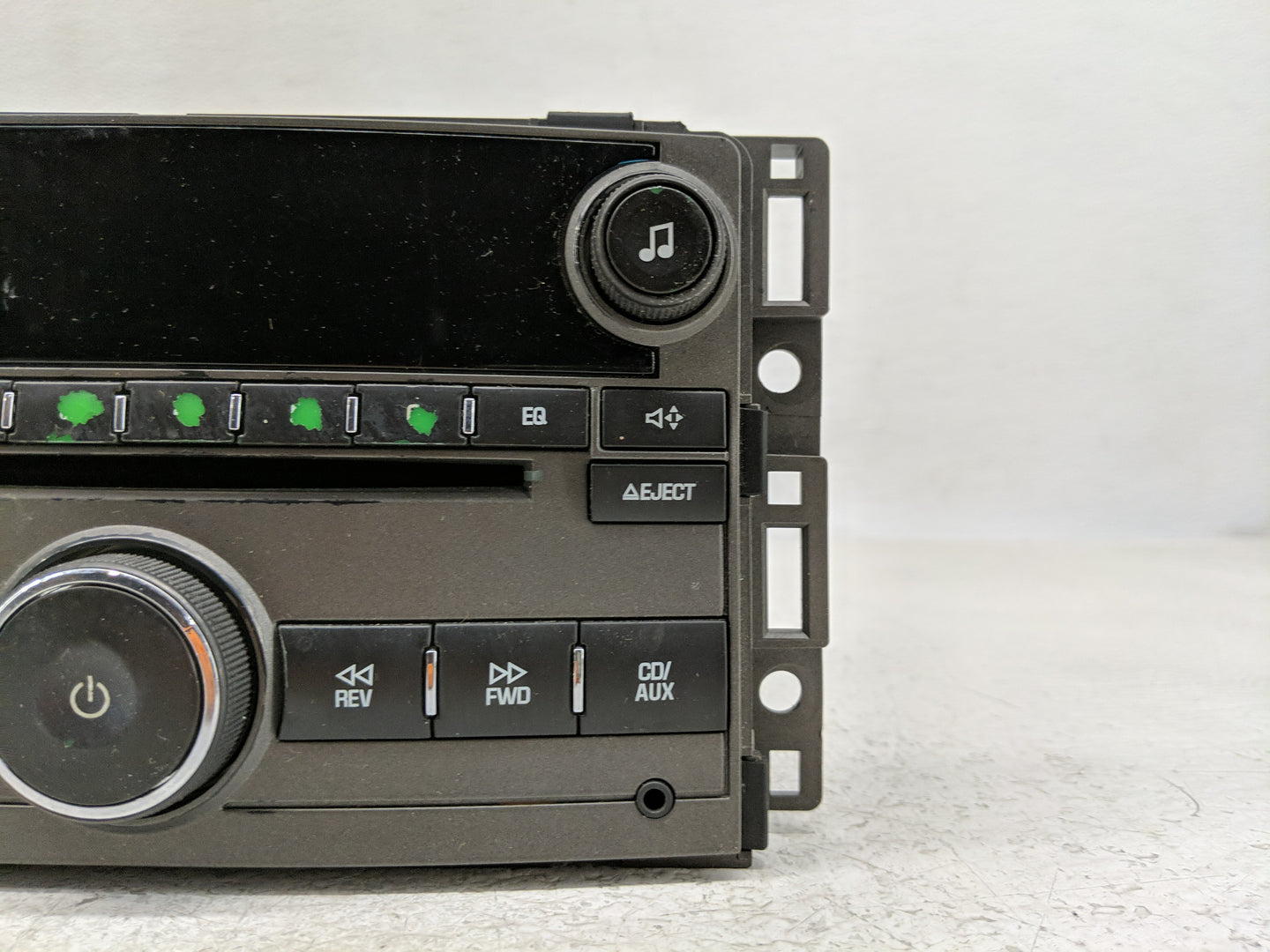 2009-2011 Chevrolet Hhr Radio AM FM Cd Player Receiver Replacement P/N:25833530 Fits Fits 2009 2010 2011 OEM Used Auto Parts