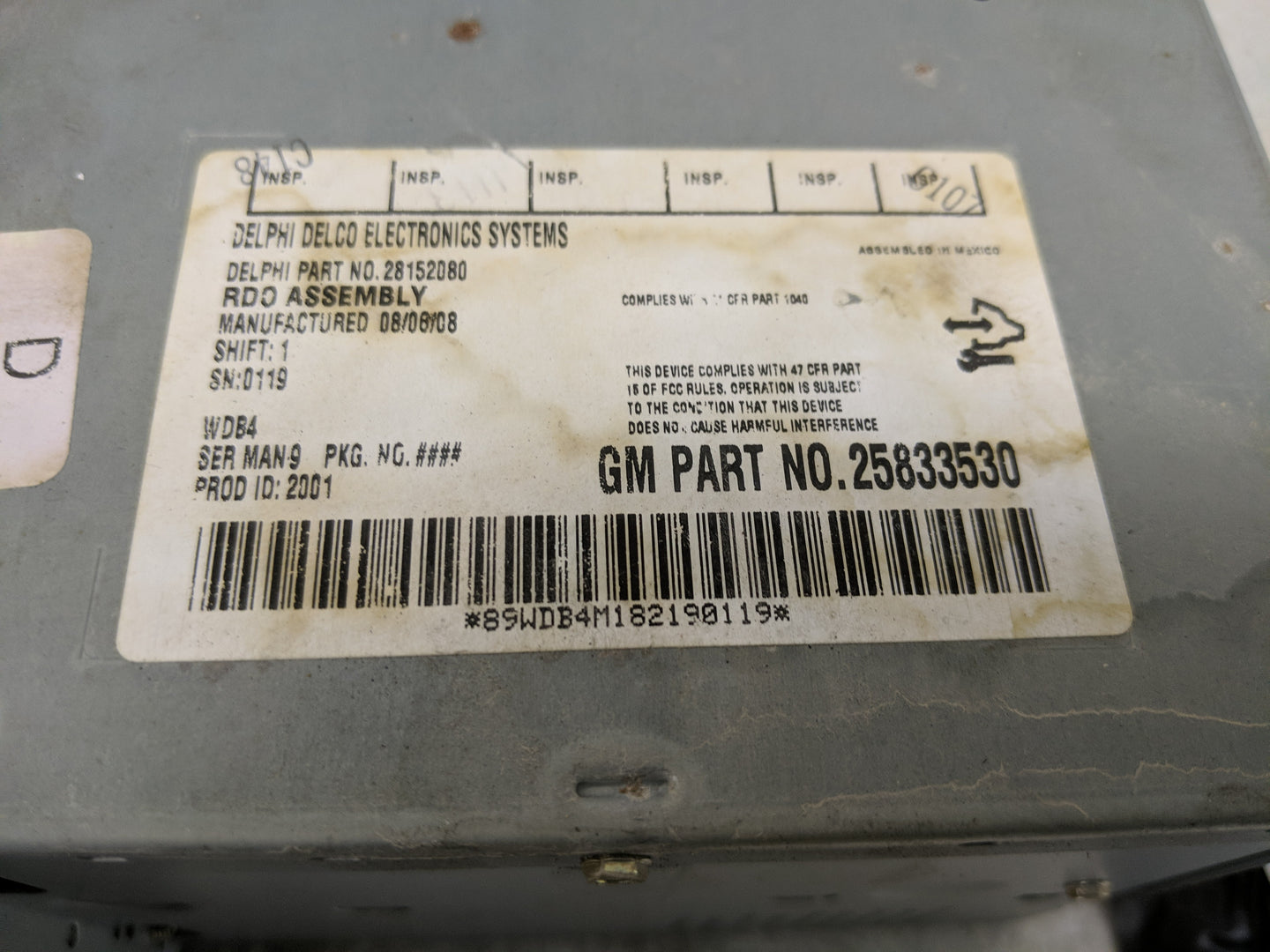 2009-2011 Chevrolet Hhr Radio AM FM Cd Player Receiver Replacement P/N:25833530 Fits Fits 2009 2010 2011 OEM Used Auto Parts