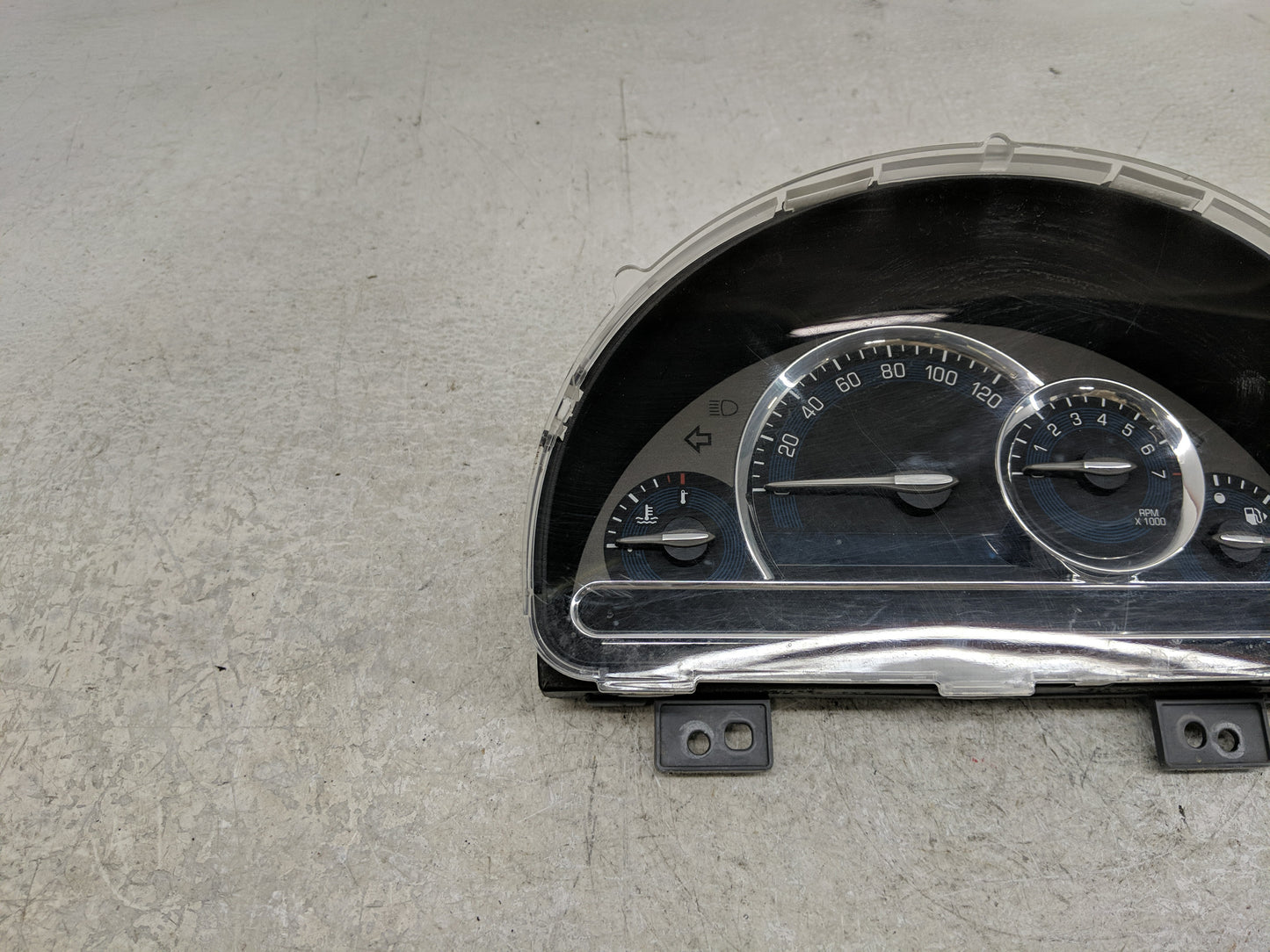 2009-2011 Chevrolet Hhr Instrument Cluster Speedometer Gauges Fits Fits 2009 2011 OEM Used Auto Parts - Oemusedautoparts1.co