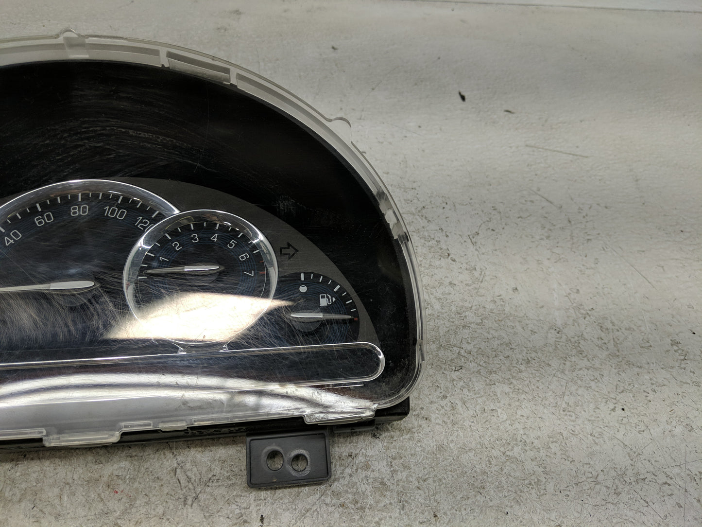 2009-2011 Chevrolet Hhr Instrument Cluster Speedometer Gauges Fits Fits 2009 2011 OEM Used Auto Parts - Oemusedautoparts1.co