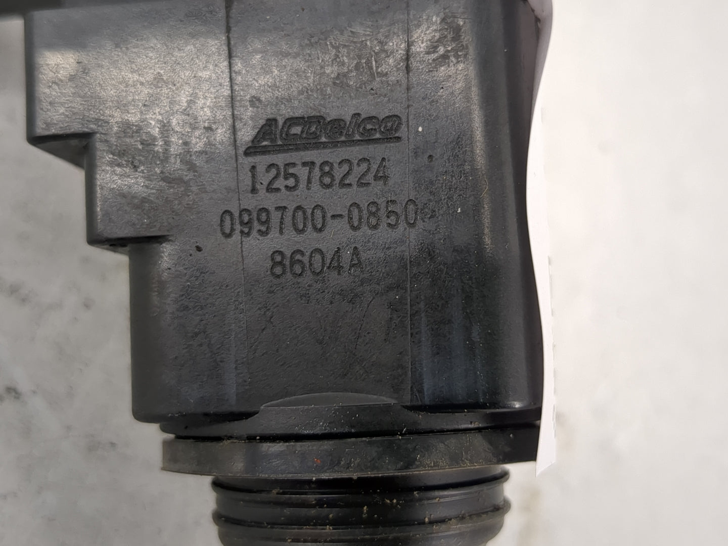 2006-2011 Chevrolet Hhr Ignition Coil Igniter Pack - Oemusedautoparts1.com