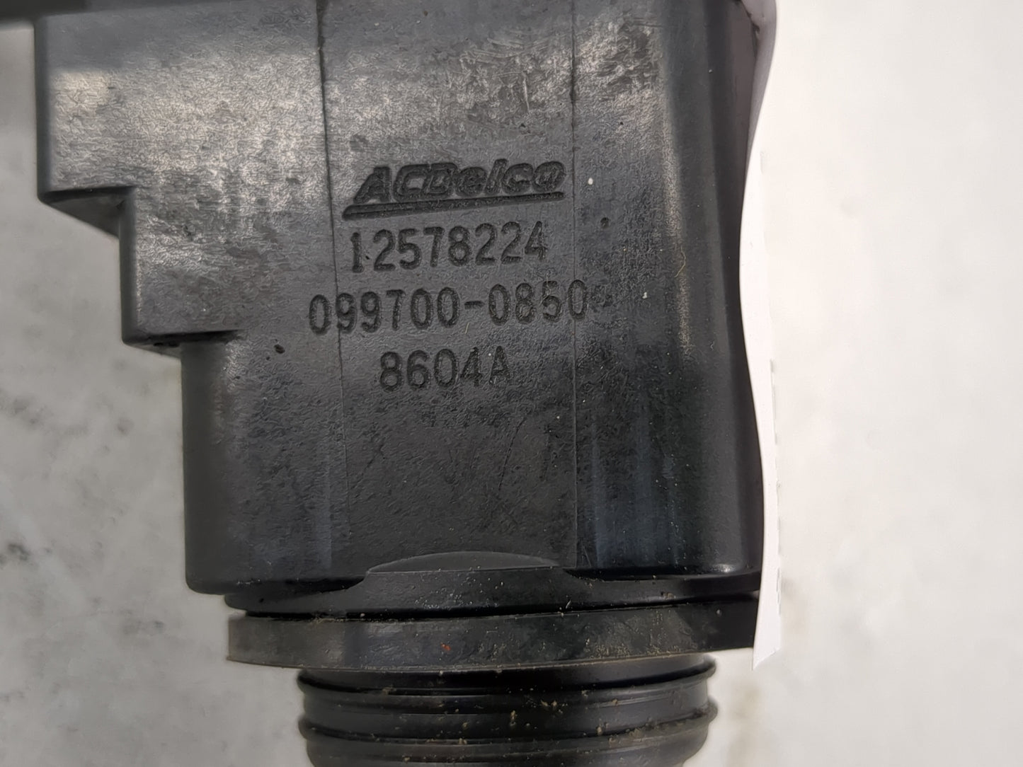 2006-2011 Chevrolet Hhr Ignition Coil Igniter Pack - Oemusedautoparts1.com