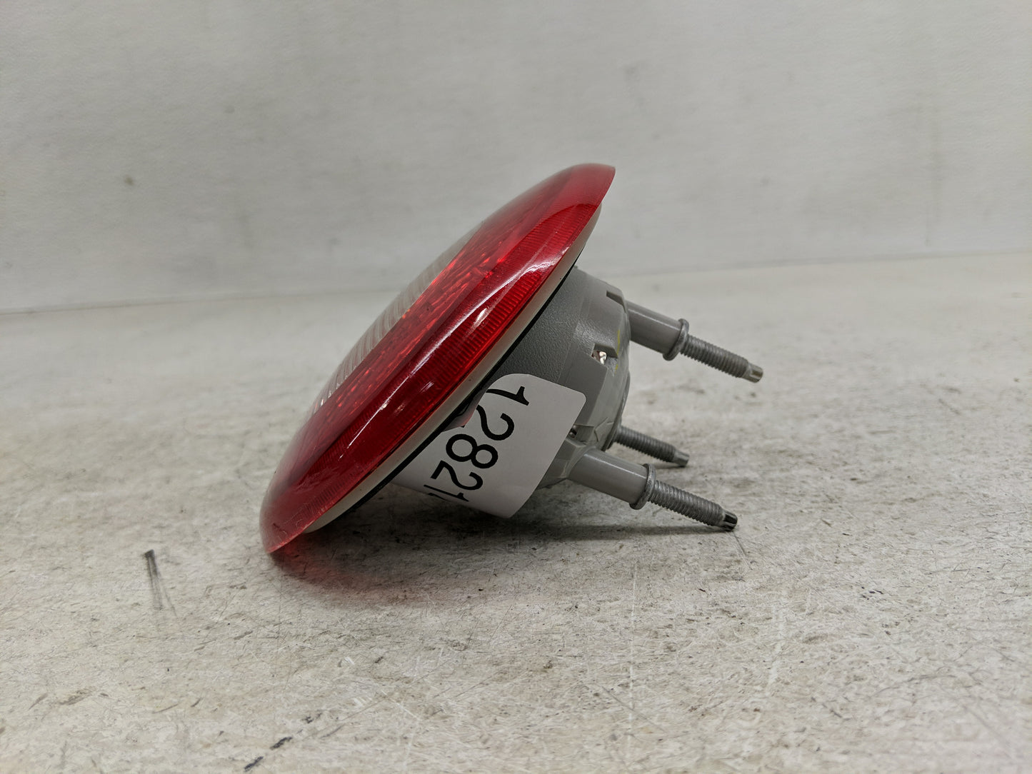 2006-2011 Chevrolet Hhr Tail Light Assembly Driver Left OEM Fits Fits 2006 2007 2008 2009 2010 2011 OEM Used Auto Parts - Oe