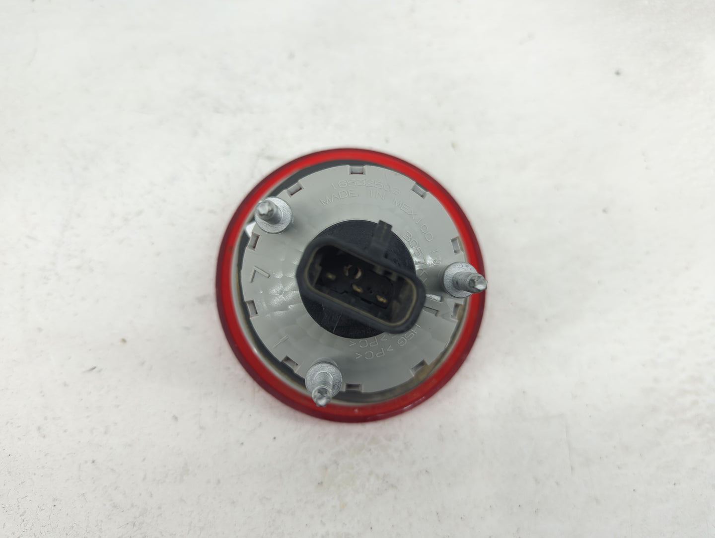 2006-2011 Chevrolet Hhr Tail Light Assembly Driver Left OEM P/N:16532503 A Fits Fits 2006 2007 2008 2009 2010 2011 OEM Used 