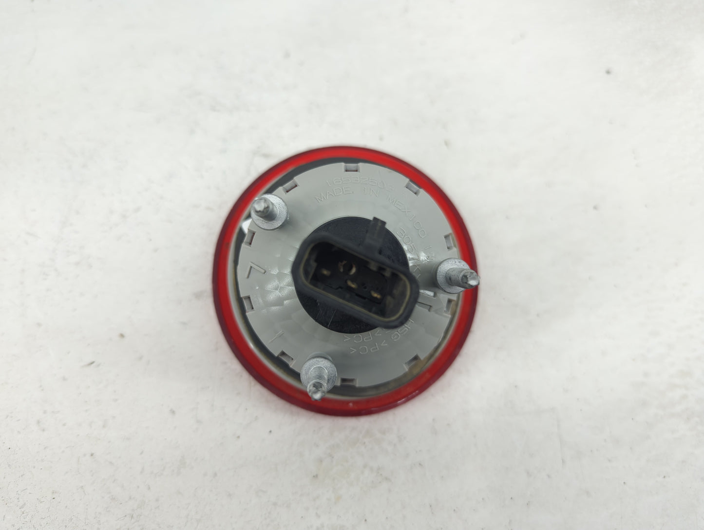 2006-2011 Chevrolet Hhr Tail Light Assembly Driver Left OEM P/N:16532503 A Fits Fits 2006 2007 2008 2009 2010 2011 OEM Used 