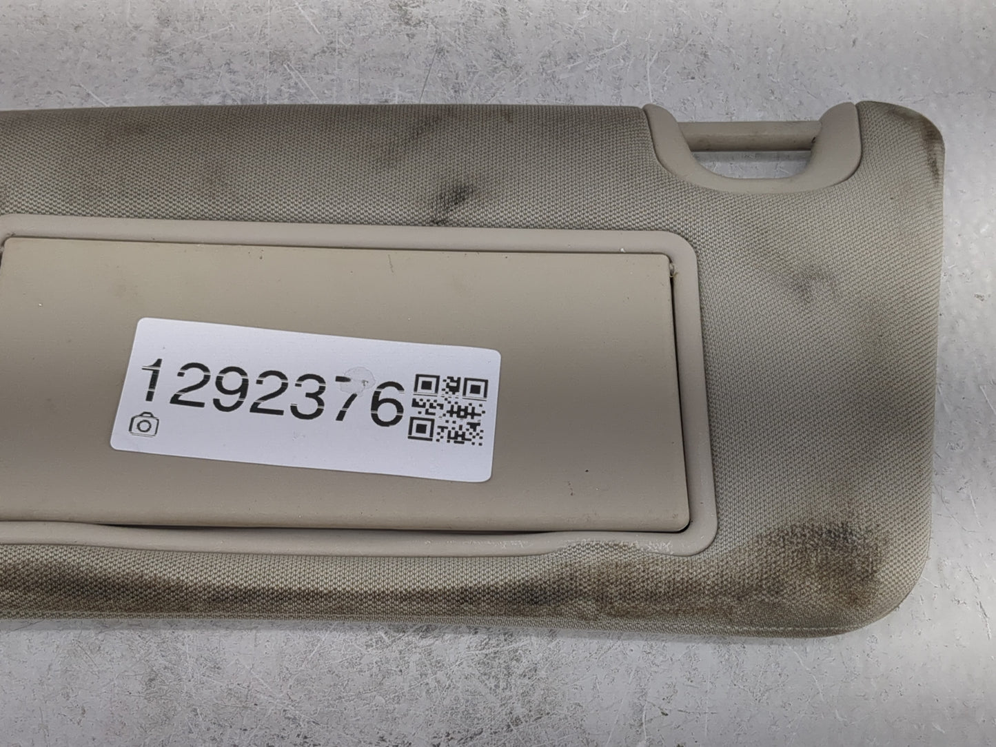 2006-2011 Chevrolet Hhr Sun Visor Shade Replacement Driver Left Mirror Fits Fits 2006 2007 2008 2009 2010 2011 OEM Used Auto
