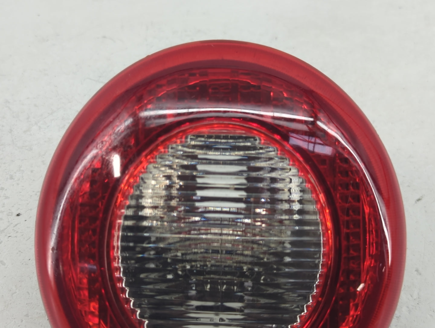 2006-2011 Chevrolet Hhr Tail Light Assembly Passenger Right OEM P/N:16532494 A Fits Fits 2006 2007 2008 2009 2010 2011 OEM U