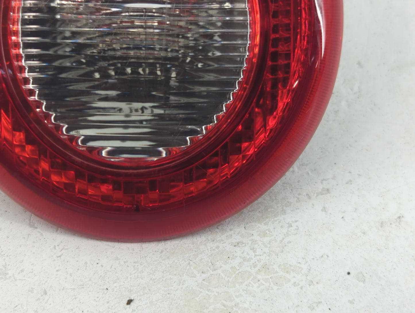 2006-2011 Chevrolet Hhr Tail Light Assembly Passenger Right OEM P/N:16532494 A Fits Fits 2006 2007 2008 2009 2010 2011 OEM U