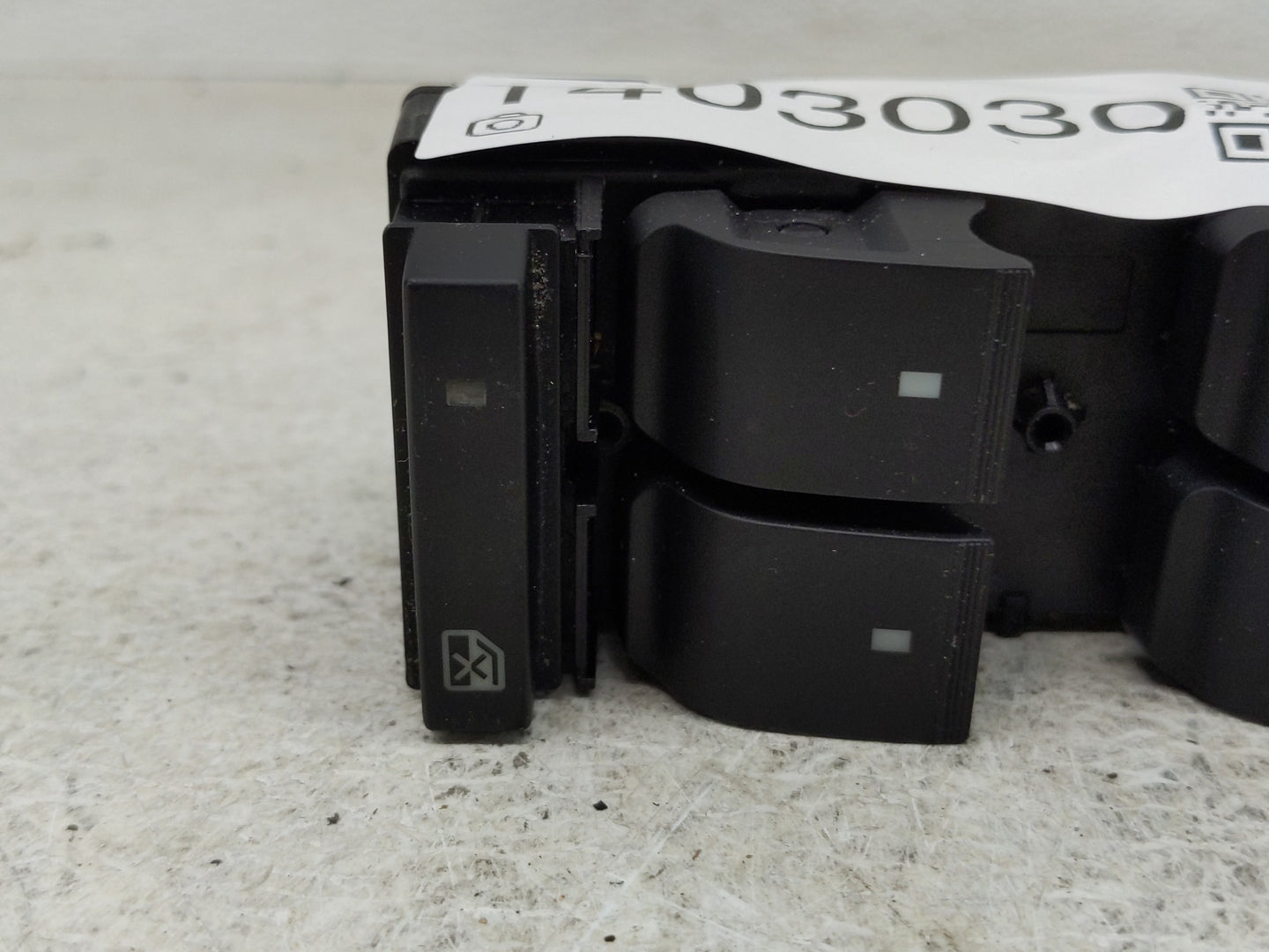 2006-2011 Chevrolet Hhr Master Power Window Switch Replacement Driver Side Left P/N:20945129 Fits OEM Used Auto Parts - Oemu