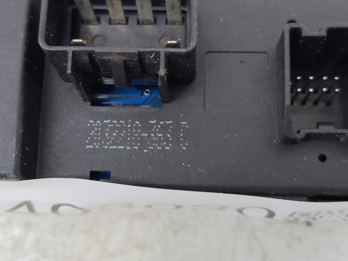 2006-2011 Chevrolet Hhr Master Power Window Switch Replacement Driver Side Left P/N:20945129 Fits OEM Used Auto Parts - Oemu