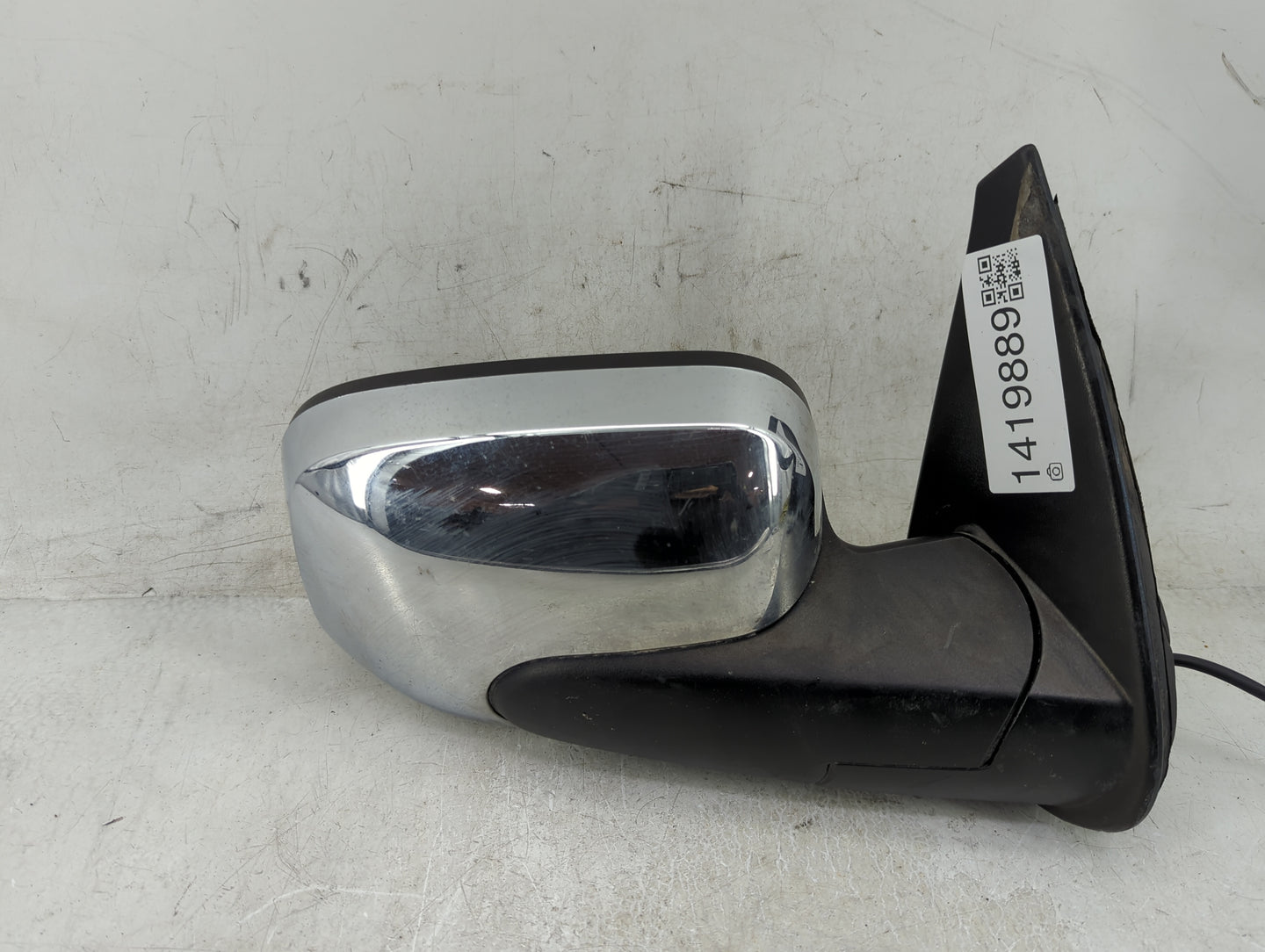 2006-2011 Chevrolet Hhr Passenger Right Side View Manual Door Mirror - Oemusedautoparts1.com
