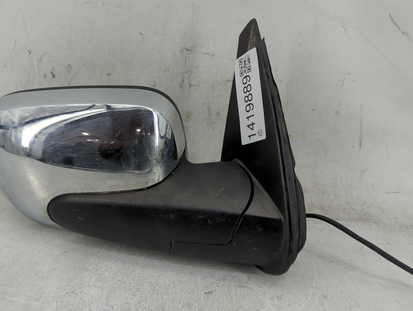 2006-2011 Chevrolet Hhr Passenger Right Side View Manual Door Mirror - Oemusedautoparts1.com