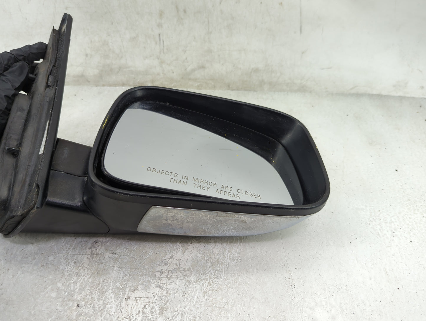 2006-2011 Chevrolet Hhr Passenger Right Side View Manual Door Mirror - Oemusedautoparts1.com