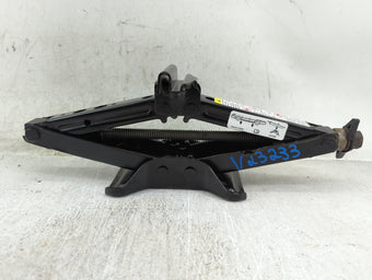 compare product 2009 Chevrolet Hhr Spare Scissor Car Jack