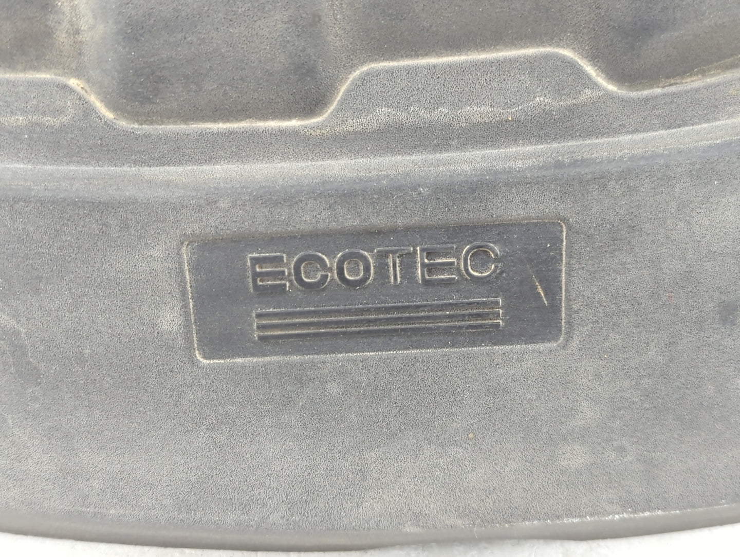 2009 Chevrolet Hhr Engine Cover - Oemusedautoparts1.com