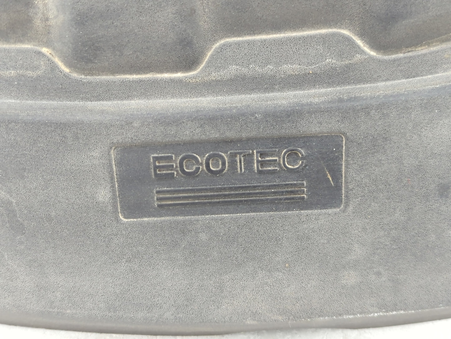 2009 Chevrolet Hhr Engine Cover - Oemusedautoparts1.com