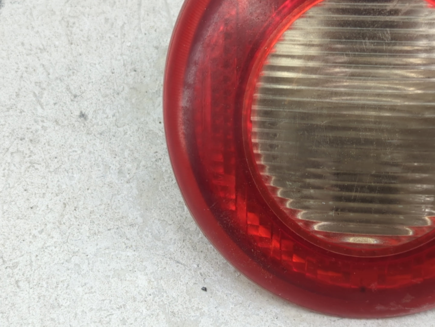 2006-2011 Chevrolet Hhr Tail Light Assembly Passenger Right OEM P/N:20781783 Fits Fits 2006 2007 2008 2009 2010 2011 OEM Use