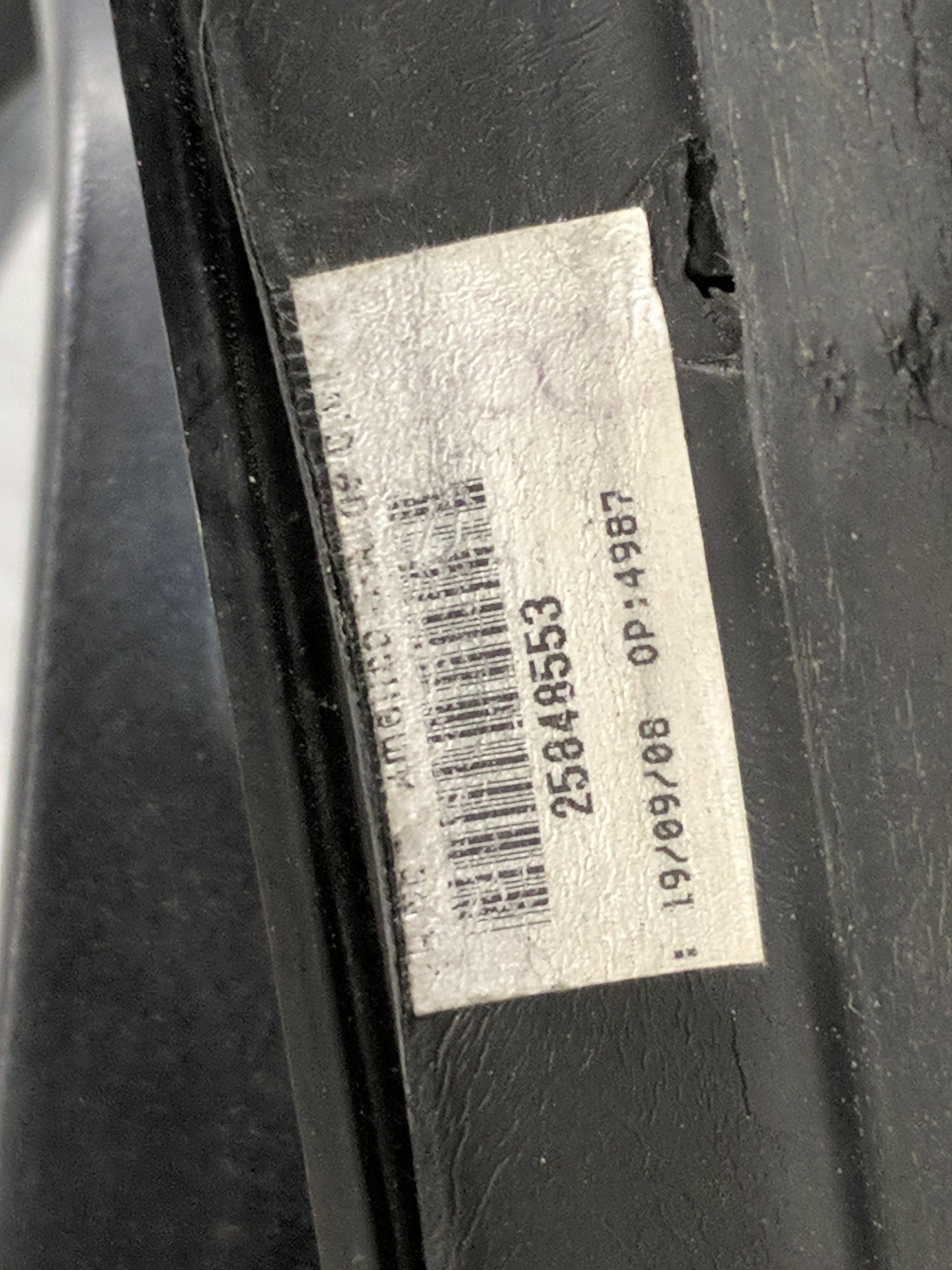 2006-2011 Chevrolet Hhr Driver Side View Mirror - Left Door Mirror OEM Used - Oemusedautoparts1.com