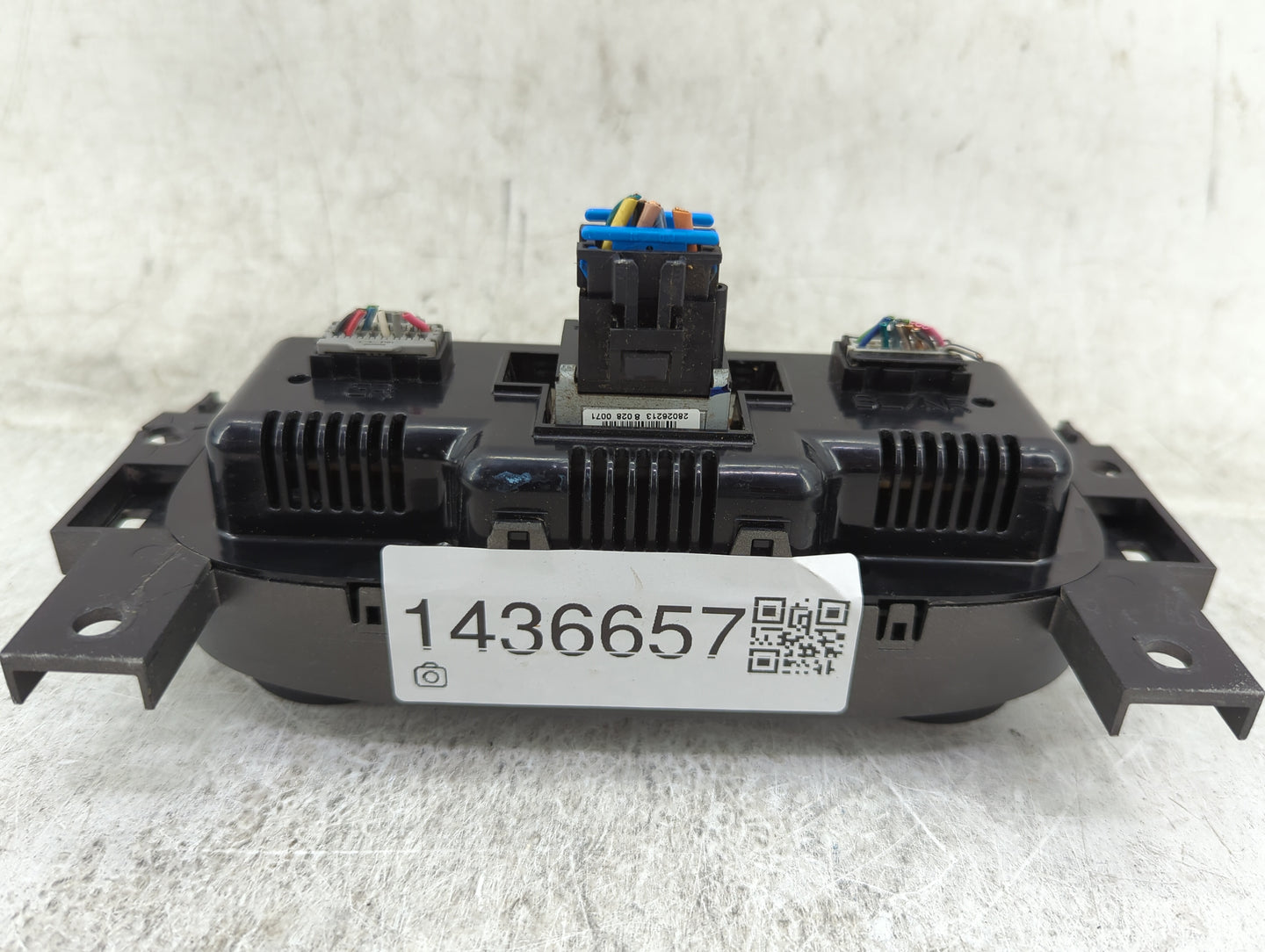 2007-2011 Chevrolet Hhr Climate Control Module Temperature AC/Heater Replacement P/N:15873415 28040654 Fits OEM Used Auto Pa