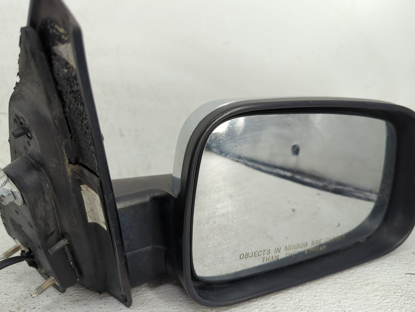2006-2011 Chevrolet Hhr Passenger Side View Mirror - Right Door Mirror OEM Used - Oemusedautoparts1.com
