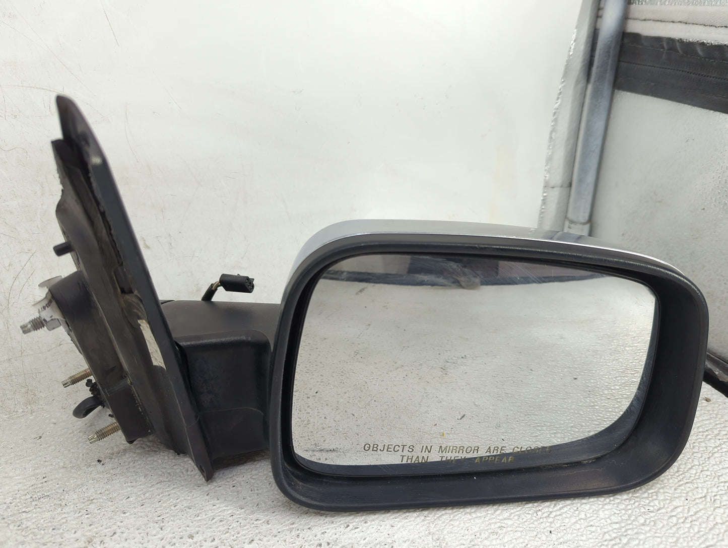 2006-2011 Chevrolet Hhr Passenger Side View Mirror - Right Door Mirror OEM Used - Oemusedautoparts1.com