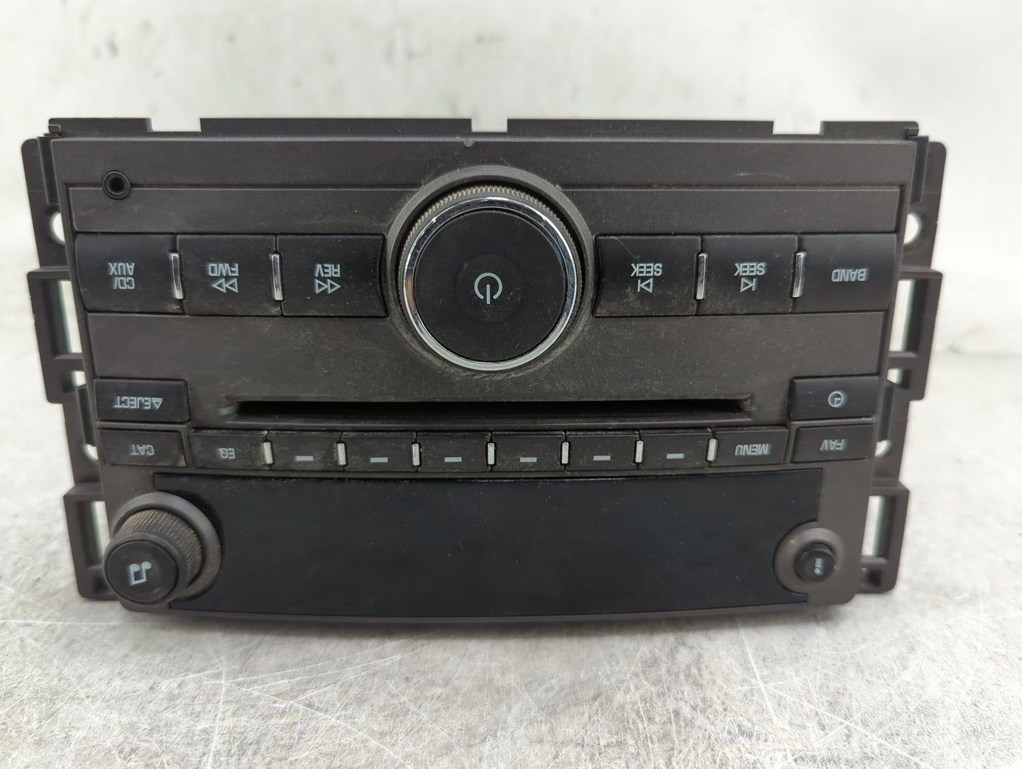 2009-2011 Chevrolet Hhr Radio AM FM Cd Player Receiver Replacement P/N:25833528 Fits Fits 2009 2010 2011 OEM Used Auto Parts