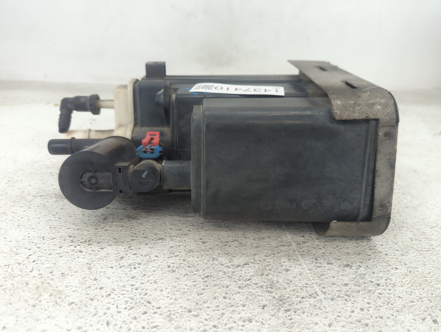 2009 Chevrolet Hhr Fuel Vapor Charcoal Canister - Oemusedautoparts1.com