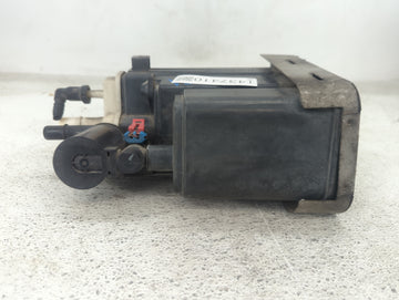 2009 Chevrolet Hhr Fuel Vapor Charcoal Canister
