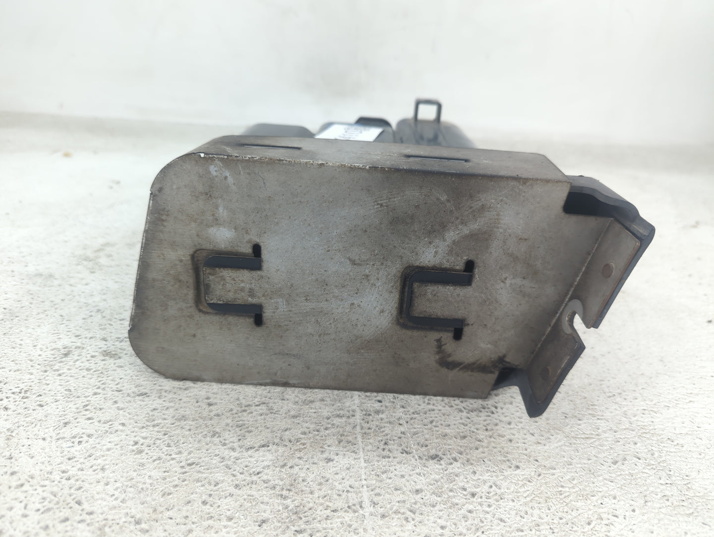 2009 Chevrolet Hhr Fuel Vapor Charcoal Canister - Oemusedautoparts1.com