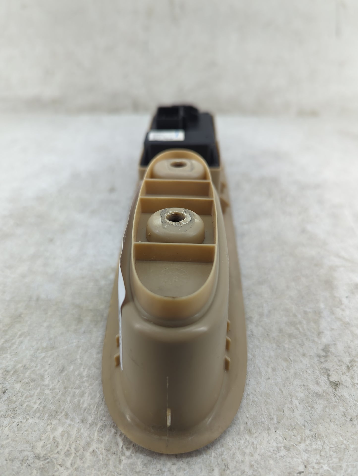 2009-2011 Chevrolet Hhr Master Power Window Switch Replacement Driver Side Left P/N:25789632 Fits OEM Used Auto Parts - Oemu