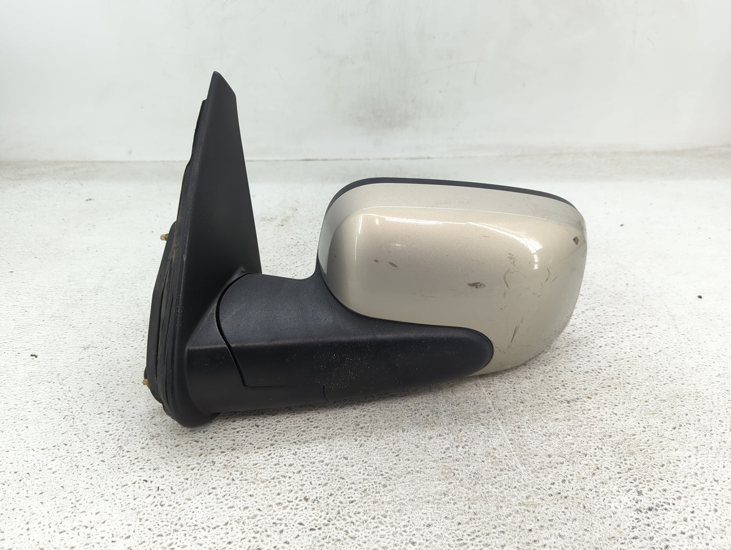 2007-2011 Chevrolet Hhr Driver Side View Mirror - Left Door Mirror OEM Used - Oemusedautoparts1.com