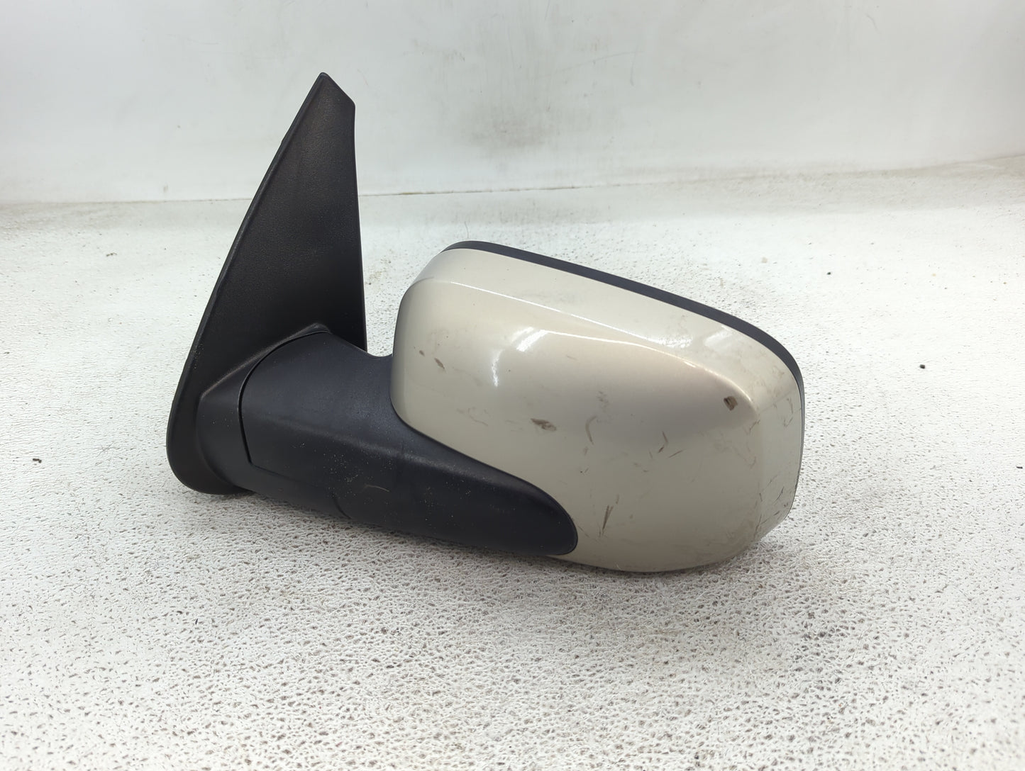 2007-2011 Chevrolet Hhr Driver Side View Mirror - Left Door Mirror OEM Used - Oemusedautoparts1.com