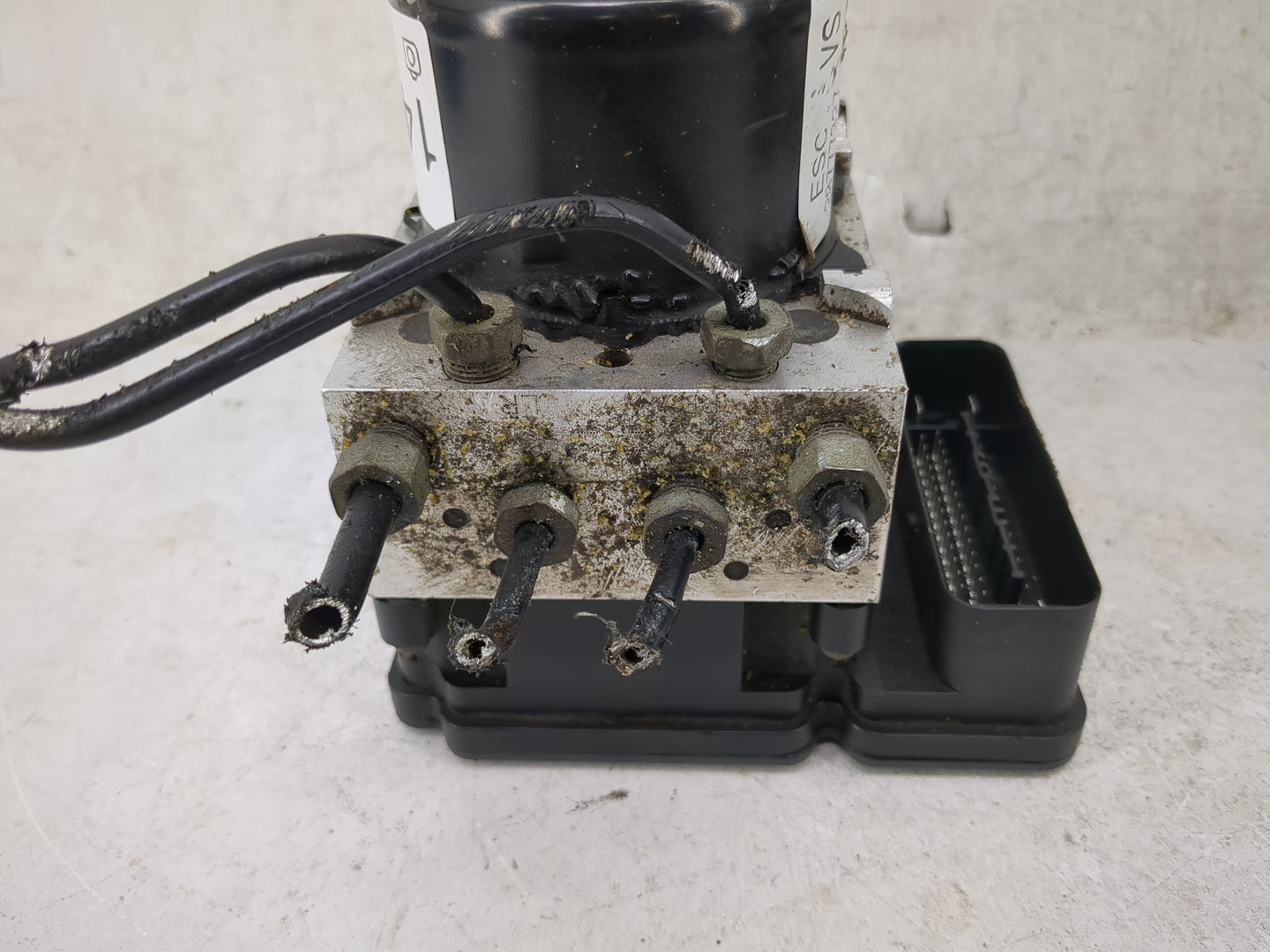 2009-2011 Chevrolet Hhr ABS Pump Control Module Replacement P/N:20777327 92732TP2638E0174, 0212-1162.4 Fits Fits 2009 2010 2