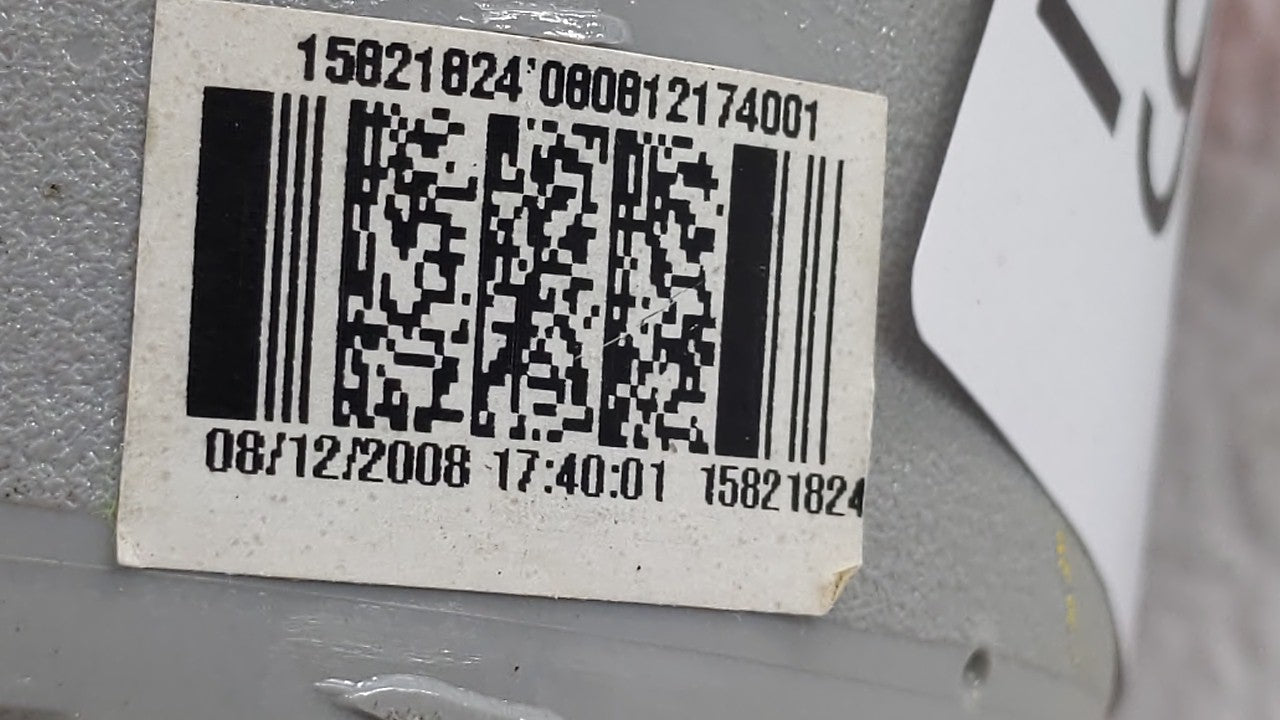 2006-2011 Chevrolet Hhr Tail Light Assembly Passenger Right OEM P/N:15821824 16532504 Fits Fits 2006 2007 2008 2009 2010 201