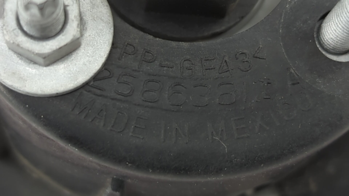 2006-2011 Chevrolet Hhr Tail Light Assembly Driver Left OEM P/N:15875406 20778528 Fits Fits 2006 2007 2008 2009 2010 2011 OE