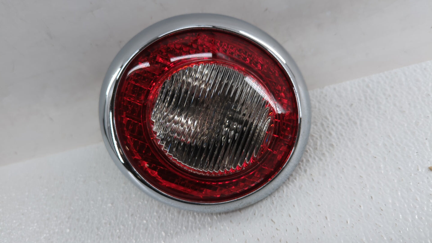 2006-2011 Chevrolet Hhr Tail Light Assembly Driver Left OEM P/N:16532493 15875406 Fits Fits 2006 2007 2008 2009 2010 2011 OE