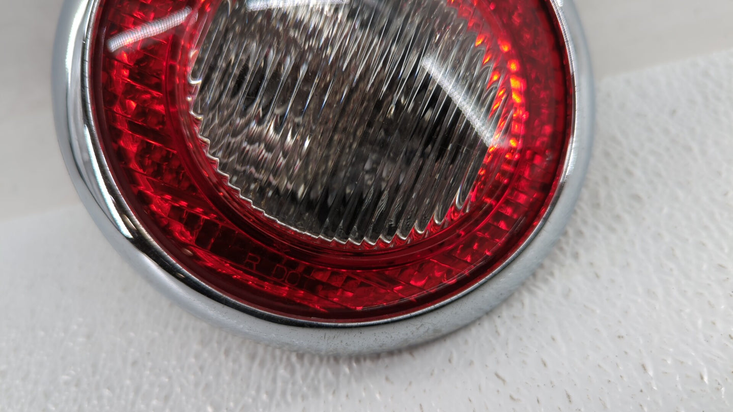 2006-2011 Chevrolet Hhr Tail Light Assembly Driver Left OEM P/N:16532493 15875406 Fits Fits 2006 2007 2008 2009 2010 2011 OE