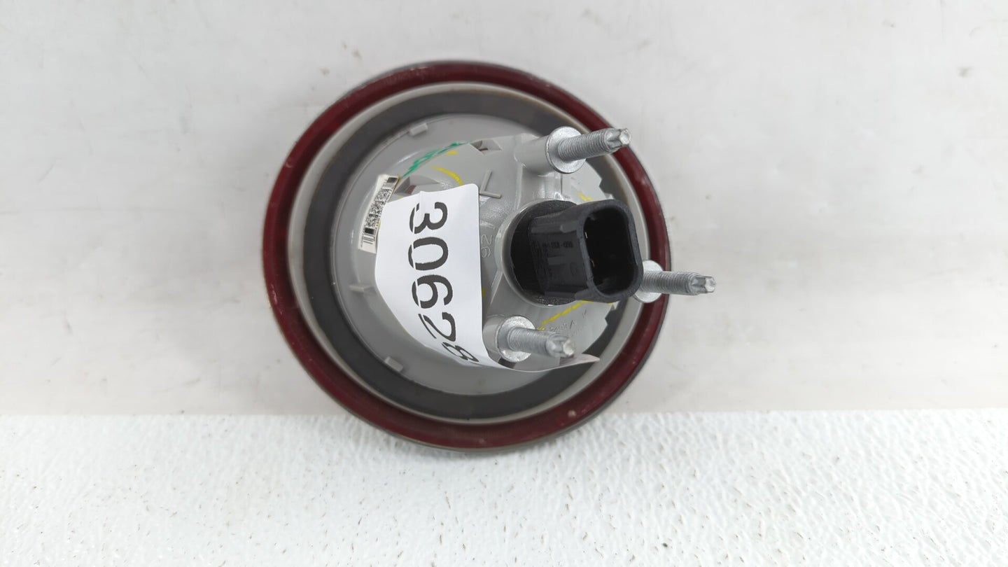 2006-2011 Chevrolet Hhr Tail Light Assembly Driver Left OEM P/N:16532493 15875406 Fits Fits 2006 2007 2008 2009 2010 2011 OE