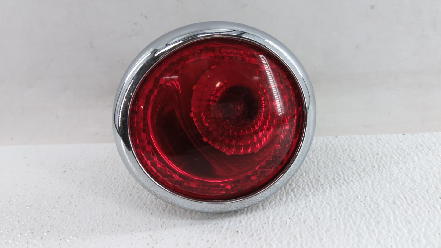 2006-2011 Chevrolet Hhr Tail Light Assembly Passenger Right OEM P/N:16532494 15821824 Fits Fits 2006 2007 2008 2009 2010 201