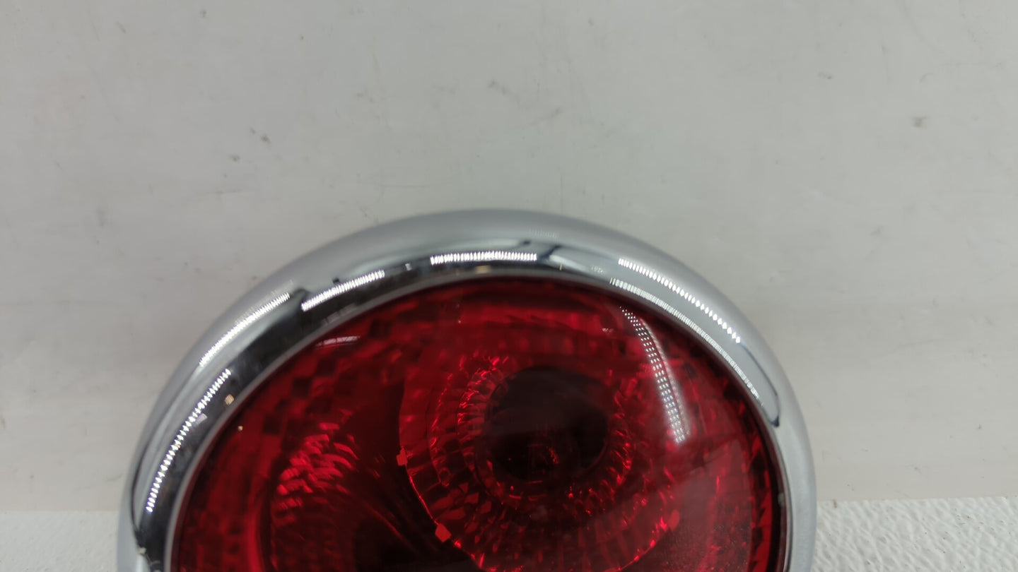 2006-2011 Chevrolet Hhr Tail Light Assembly Passenger Right OEM P/N:16532494 15821824 Fits Fits 2006 2007 2008 2009 2010 201
