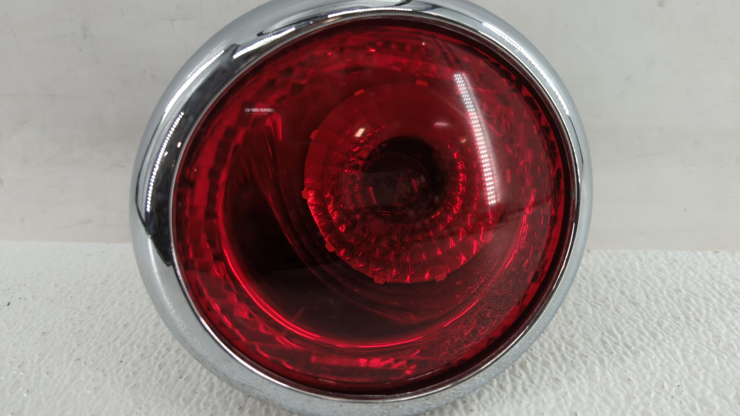 2006-2011 Chevrolet Hhr Tail Light Assembly Passenger Right OEM P/N:16532494 15821824 Fits Fits 2006 2007 2008 2009 2010 201