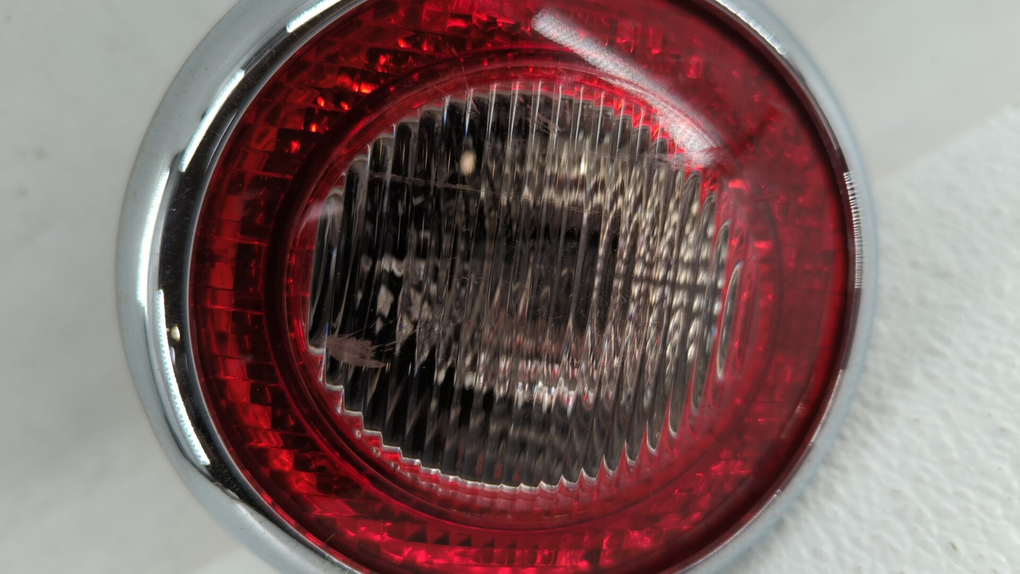 2006-2011 Chevrolet Hhr Tail Light Assembly Passenger Right OEM P/N:20781783 15875407 Fits Fits 2006 2007 2008 2009 2010 201
