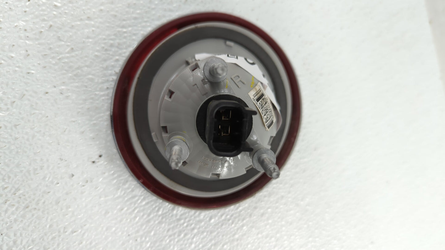 2006-2011 Chevrolet Hhr Tail Light Assembly Passenger Right OEM P/N:20781783 15875407 Fits Fits 2006 2007 2008 2009 2010 201