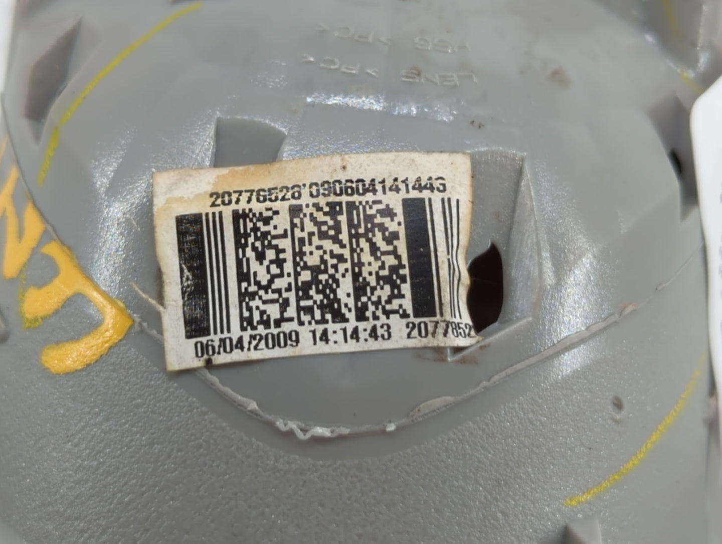 2006-2011 Chevrolet Hhr Tail Light Assembly Driver Left OEM P/N:25823016 15875485 Fits Fits 2006 2007 2008 2009 2010 2011 OE