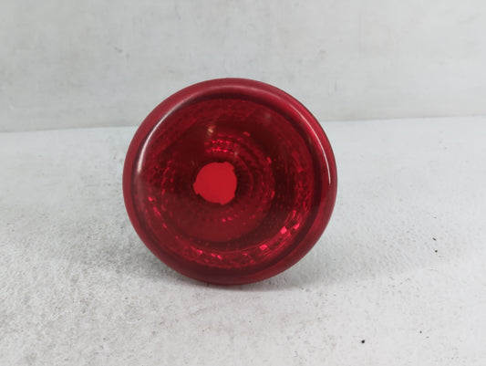 2006-2011 Chevrolet Hhr Tail Light Assembly Driver Left OEM P/N:2586381 Fits Fits 2006 2007 2008 2009 2010 2011 OEM Used Aut