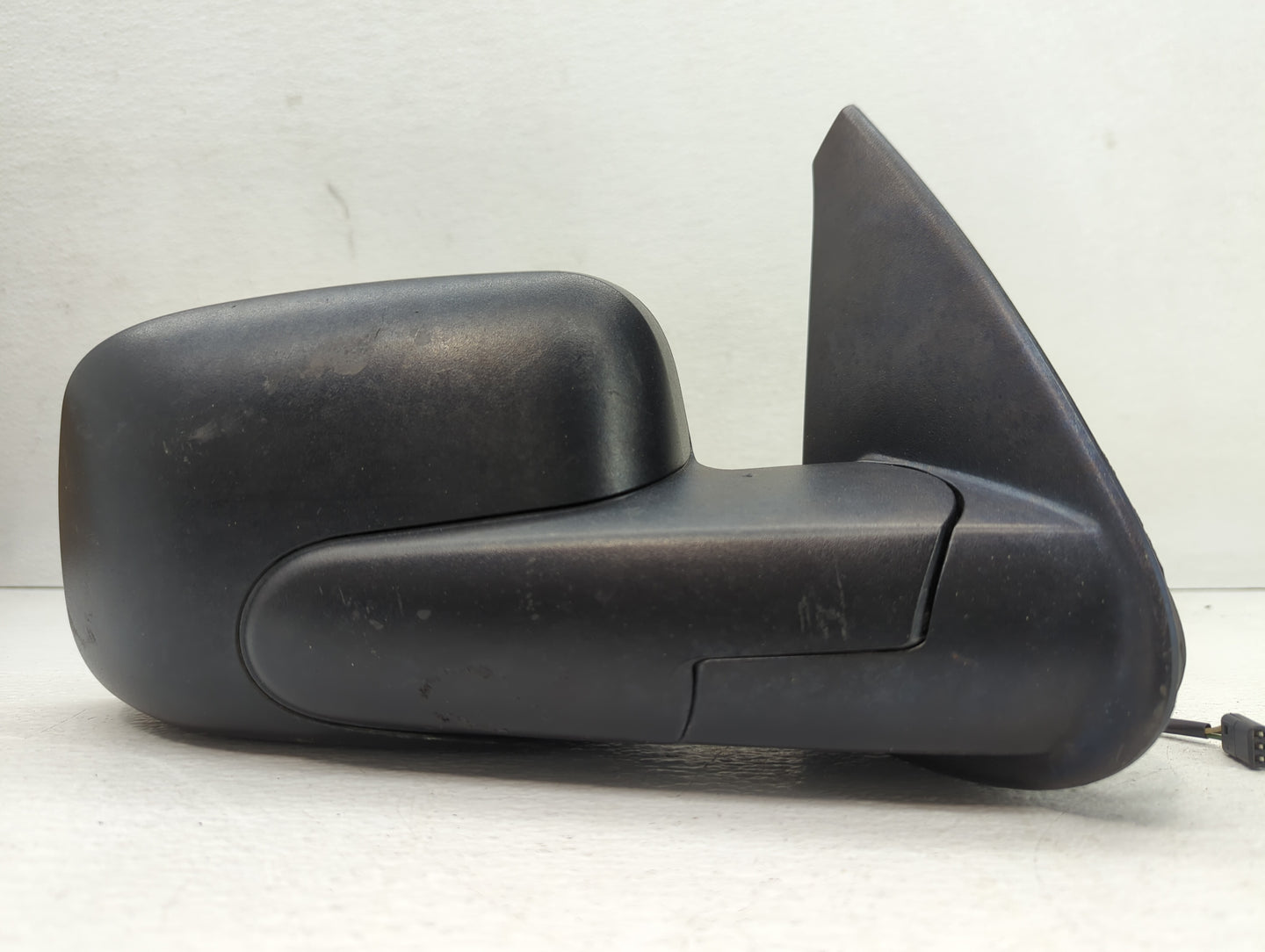 2006-2011 Chevrolet Hhr Passenger Side View Mirror - Right Door Mirror OEM Used - Oemusedautoparts1.com